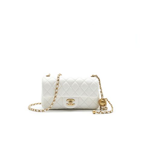 chanel pearl crush mini white